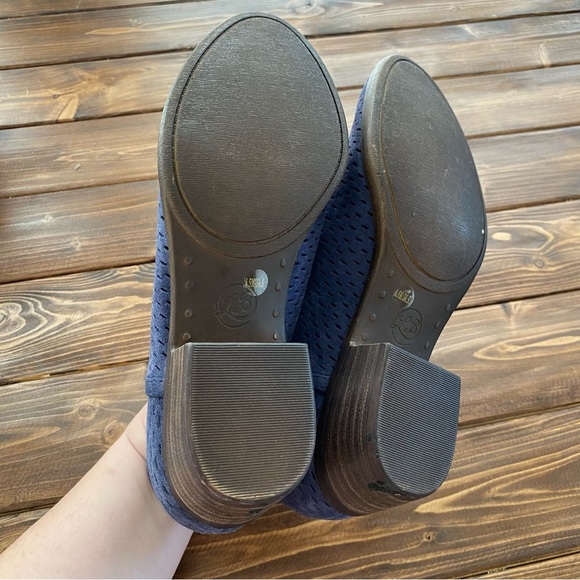 Lucky Brand Baley Navy Genuine Suede Leather Perforated Ankle Boots Size 6.5 - Picture 9 of 10